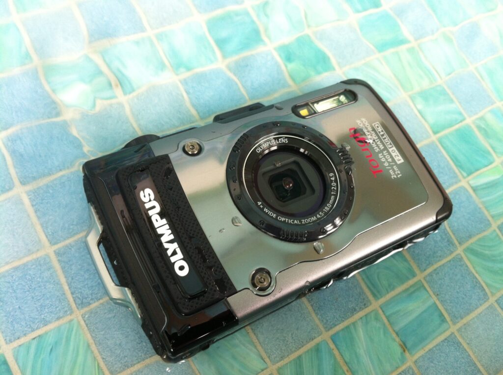 Digitalkamera-Test Olympus Tough TG-1: Die Outdoor- & Unterwasser-Kamera für Urlaub & Sport